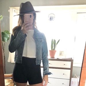 Levi's Trucker Jean Jacket Crop Fitted Medium Wash Distressed size XS-Small